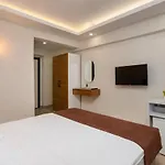 Royal Dream's Hotel